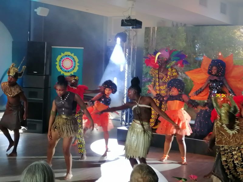 Cape Carnival dancers