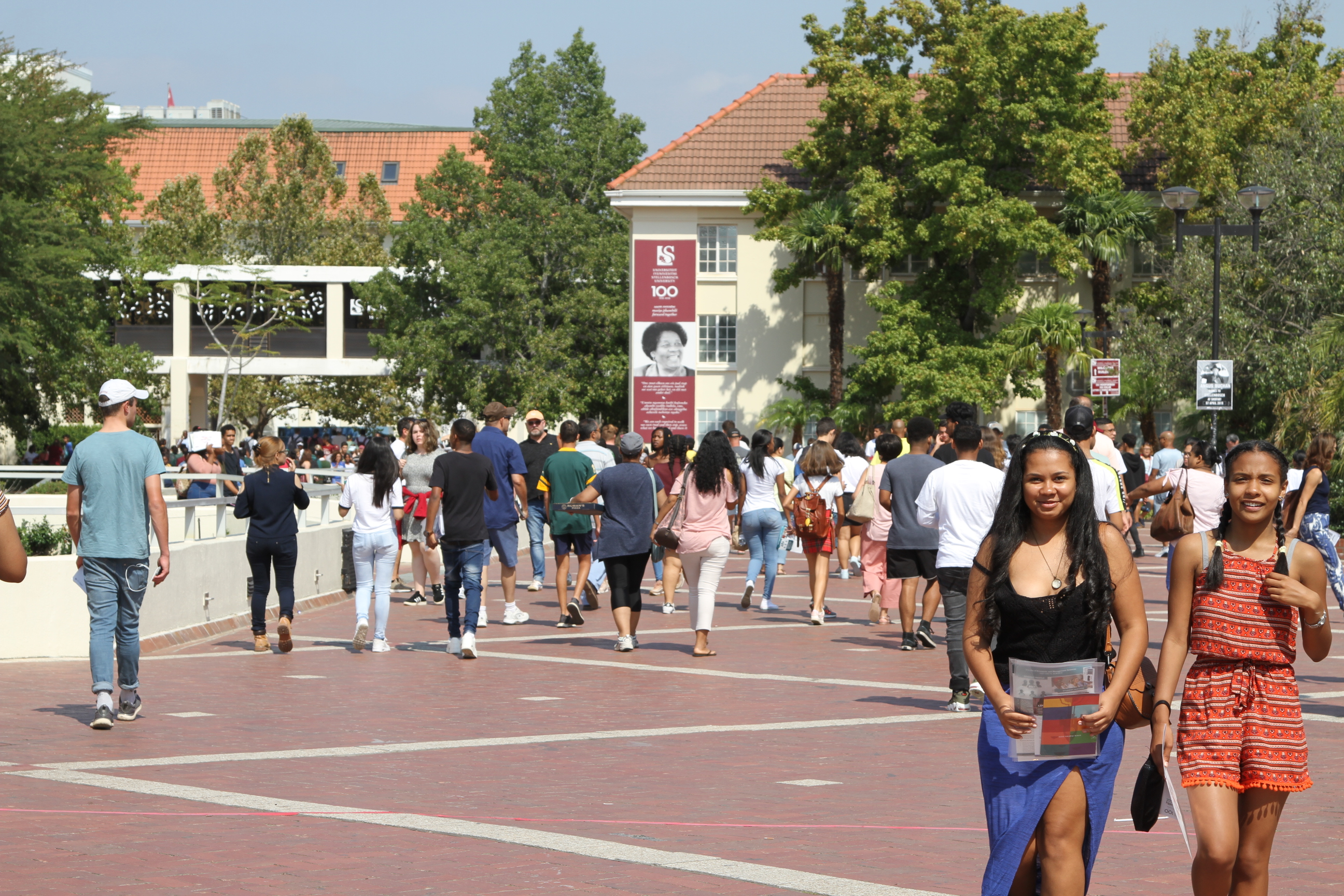 Prospective students explore the Stellenbosch campus at the Open Day.