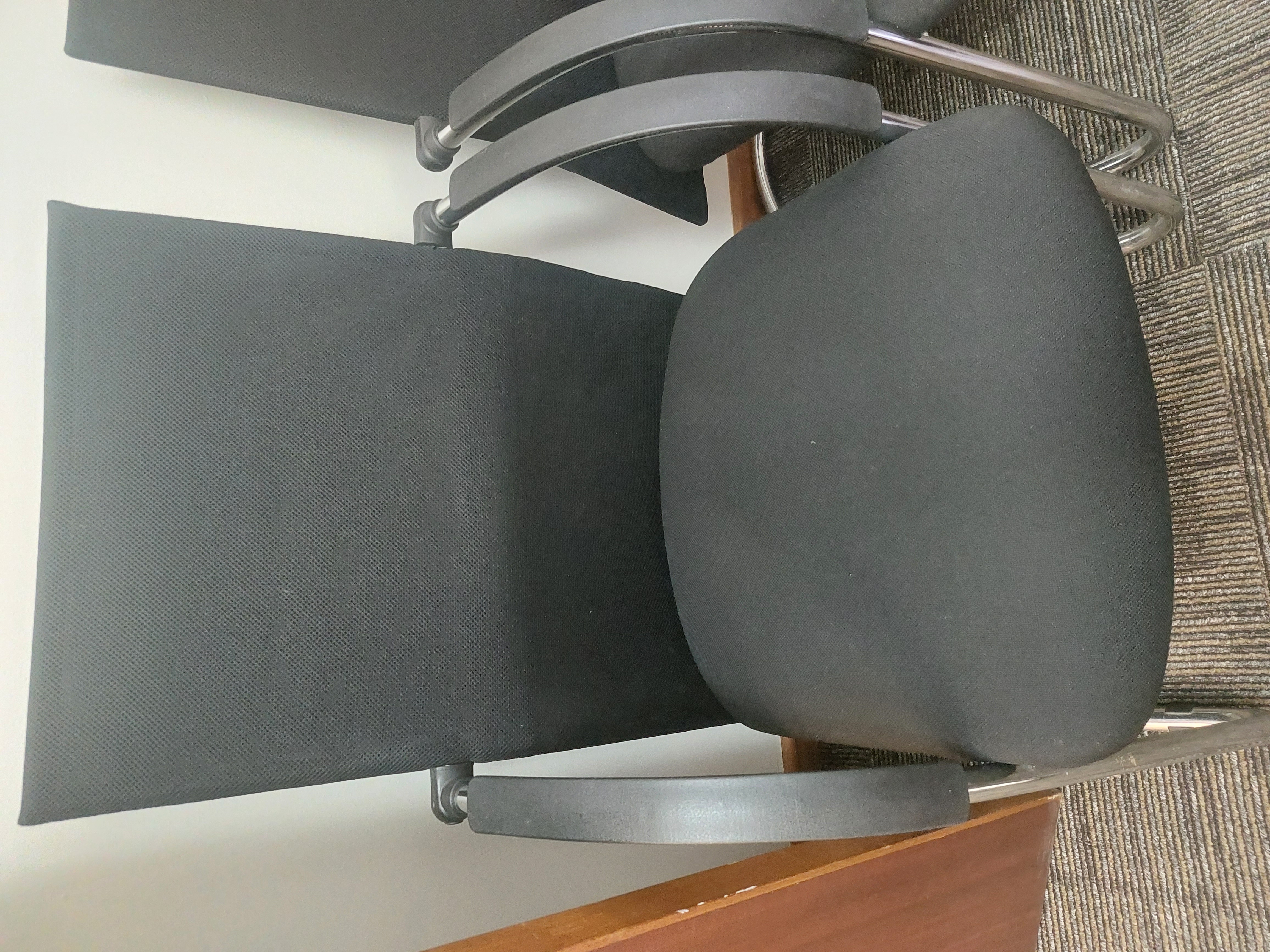 chair.jpg