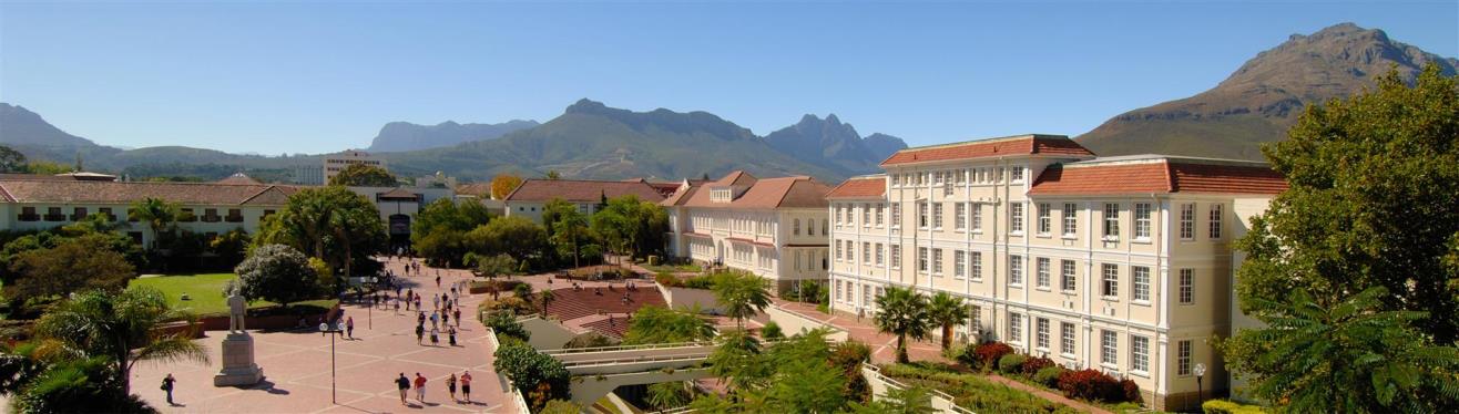 Stellenbosch University rooiplein.jpg