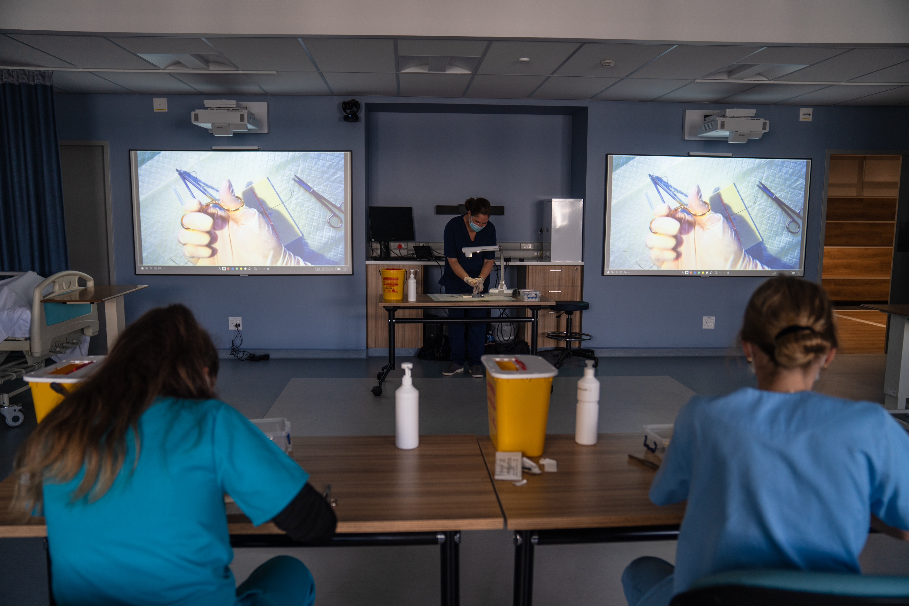 High-definition close up suture demonstration and practice