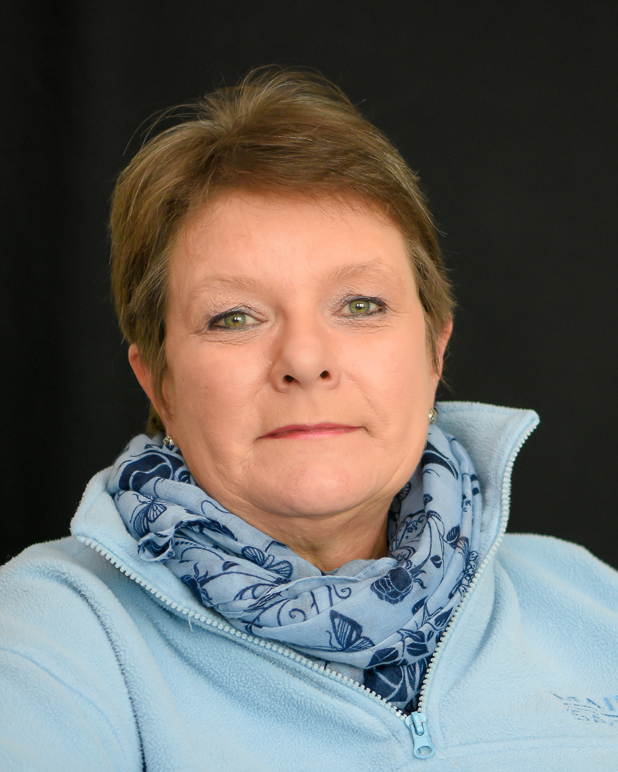 Lorraine Louw.jpg