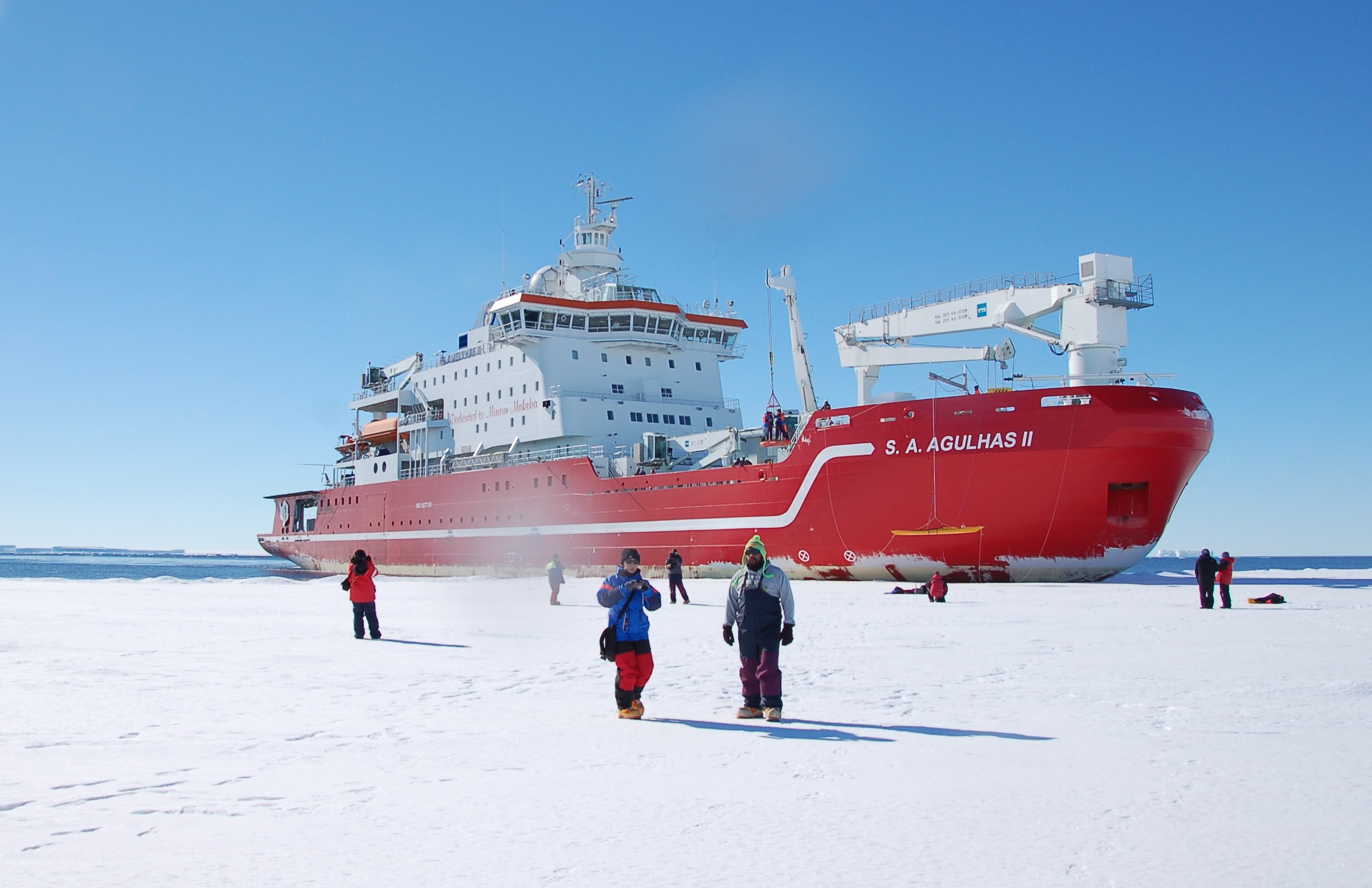 SA Algulhas II in Antarctic ice